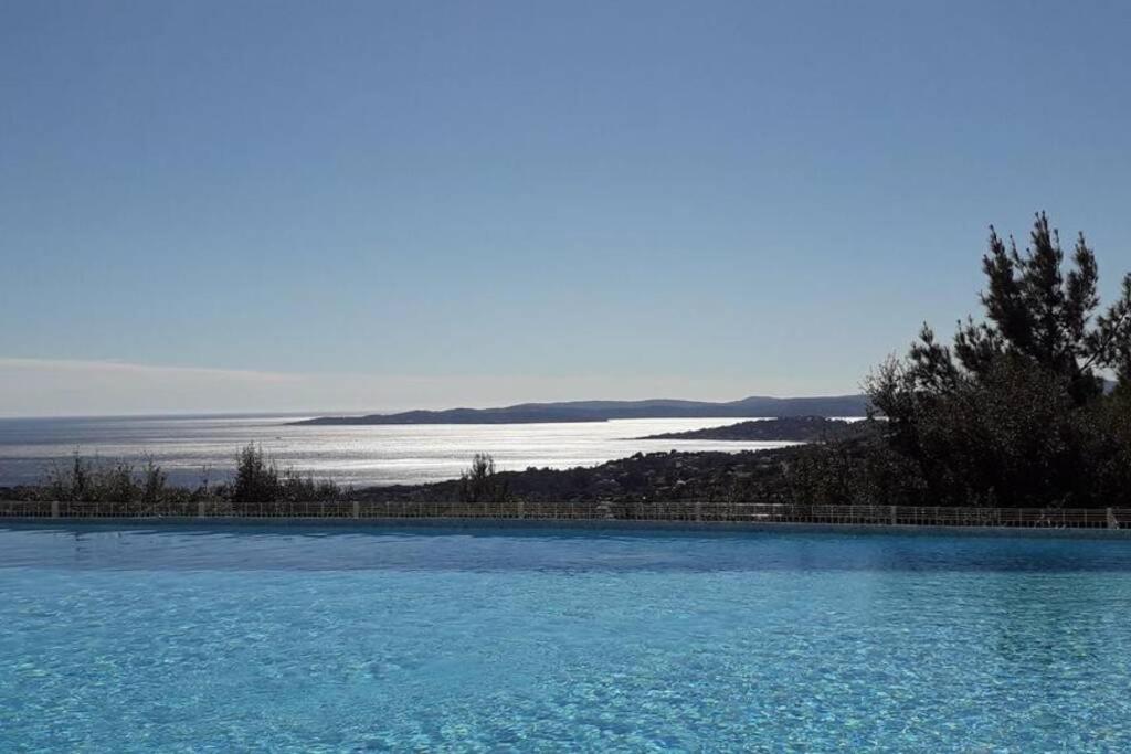 Très bel appartement T3 avec splendide vue mer Les Issambres Extérieur photo
